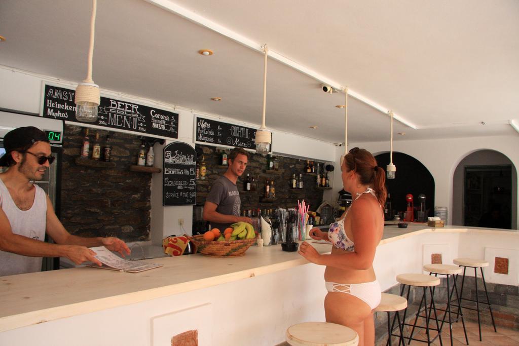 Armadoros Hotel / Ios Backpackers Zewnętrze zdjęcie